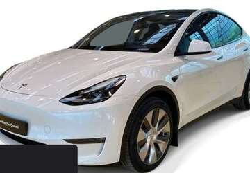 Tesla Model Y 42.704 km 34.600 &euro; Hanau 63457