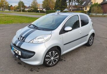 Peugeot 107 81.500 km 4.500 &euro; Bonn 53225