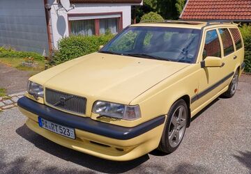 Volvo 850 122.500 km 21.850 &euro; Tittling 94104