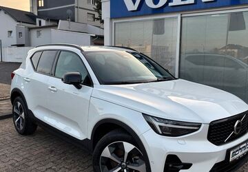 Volvo XC40 25.384 km 34.800 &euro; Düren 52351