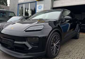 Porsche Macan 5.900 km 85.899 &euro; Bielefeld 33609