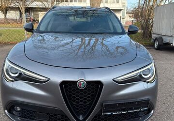 Alfa Romeo Stelvio 147.000 km 15.400 &euro; Ulm 89079