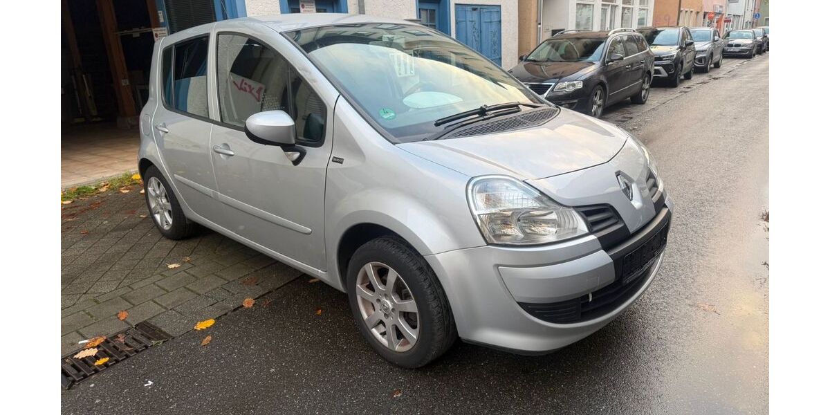 Renault Modus 109.043 km 3.650 &euro; Tuttlingen 78532
