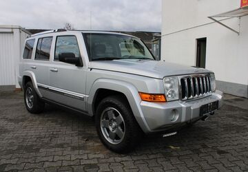 Jeep Commander 107.864 km 21.999 &euro; Mainz-Kostheim 55246