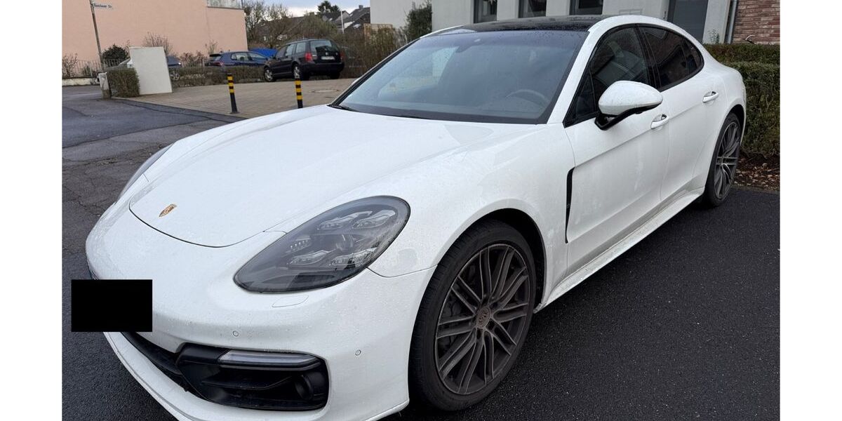 Porsche Panamera 165.000 km 46.900 &euro; Köln 51069
