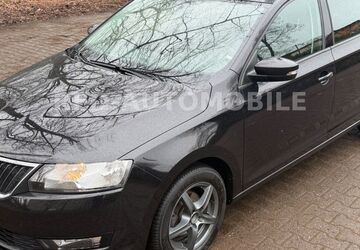 Skoda Rapid 134.333 km 7.490 &euro; Berlin 12249