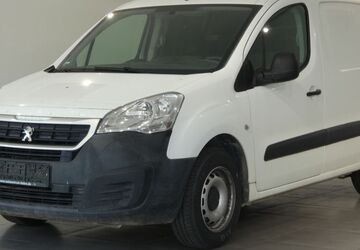 Peugeot Partner 74.255 km 8.900 &euro; Bebra 36179