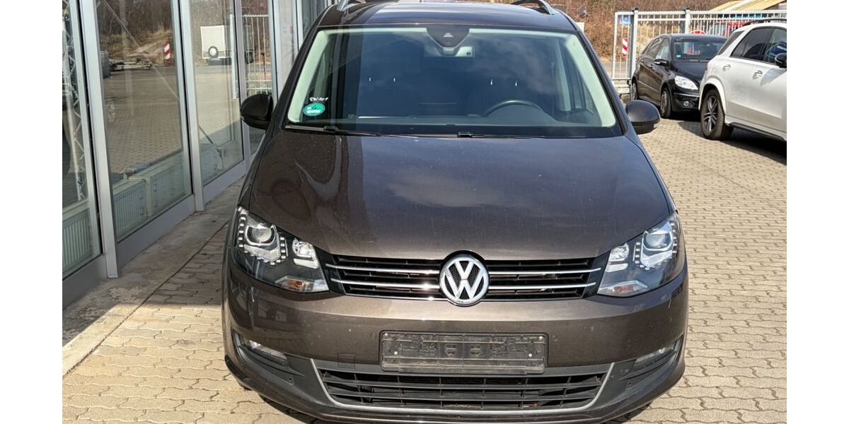 VW Sharan 175.733 km 8.890 &euro; BERNBURG 06406