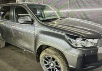 Toyota Hilux 169.675 km 38.900 &euro; Eitorf 53783