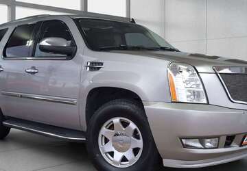 Cadillac Escalade 157.806 km 13.990 &euro; Dresden 01257