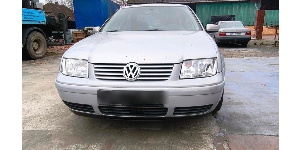 VW Bora 212.000 km 1.000 &euro; Melle 49324