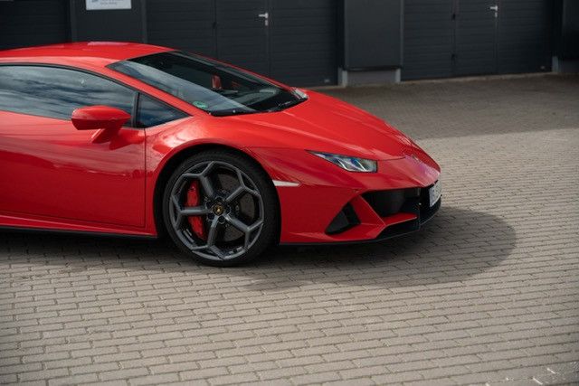 Lamborghini Huracán 19.500 km 324.900 &euro; Jüterbog 14913