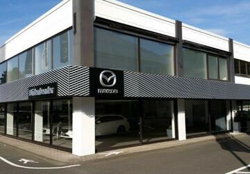 Mazda 3 1.500 km 31.480 &euro; Dillenburg 35684