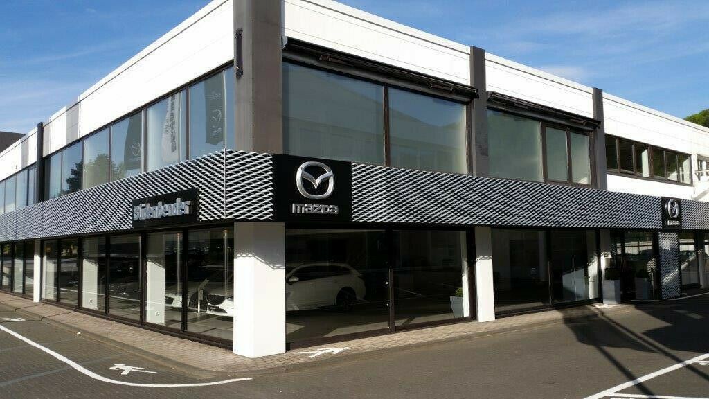 Mazda 3 1.500 km 31.480 &euro; Dillenburg 35684