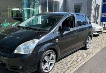 Toyota Verso 200.000 km 4.500 &euro; Niestetal-Heiligenrode bei Kassel 34266