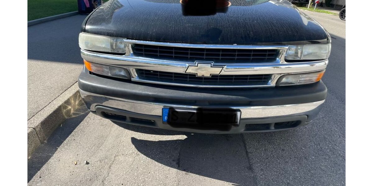 Chevrolet Suburban 154.000 km 13.900 &euro; Hechingen 72379