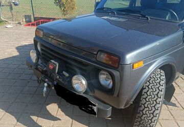 Lada Urban 46.809 km 12.000 &euro; Roßtal 90574