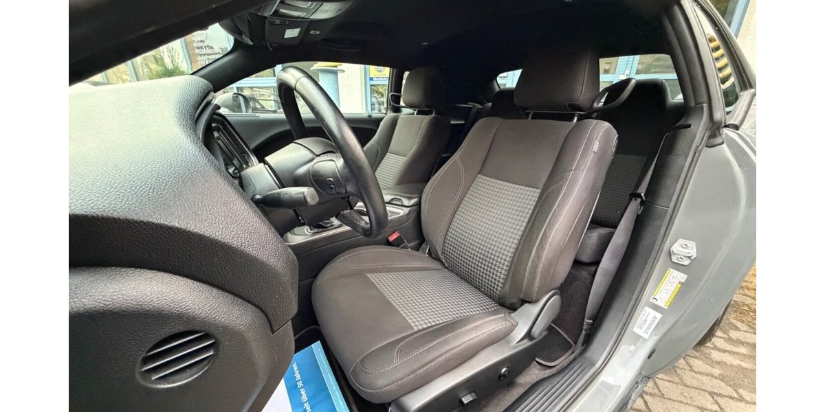 Dodge Challenger 108.000 km 21.500 &euro; Rudolstadt 07407