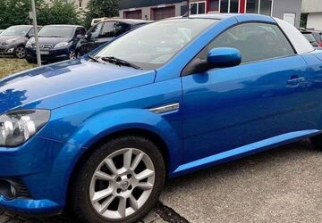 Opel Tigra 42.000 km 4.700 &euro; Neumünster 24534