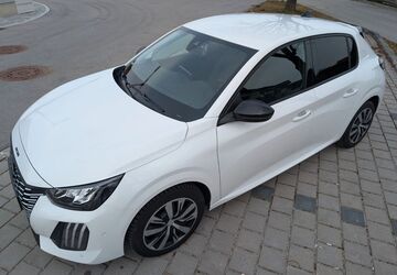 Peugeot 208 7.844 km 15.500 &euro; Miesbach 83714