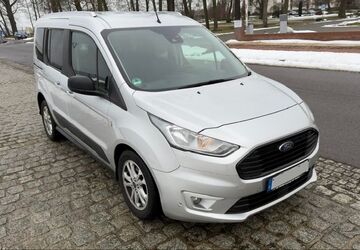 Ford Tourneo Connect 127.000 km 6.999 &euro; Großräschen 01983