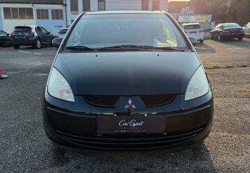 Mitsubishi Colt 125.000 km 2.100 &euro; Asbach-Bäumenheim 86663