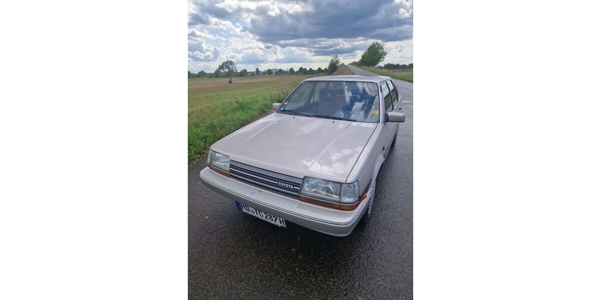 Toyota Carina 144.900 km 4.100 &euro; Plankstadt 68723