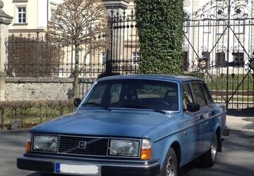 Volvo 240 116.000 km 13.950 &euro; Ebersberg 85560