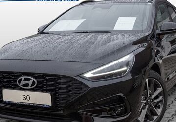 Hyundai i30 10.121 km 23.970 &euro; Oschatz 04758