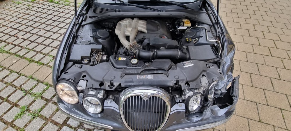 Jaguar S-Type 140.000 km 3.000 &euro; Deckelstein 