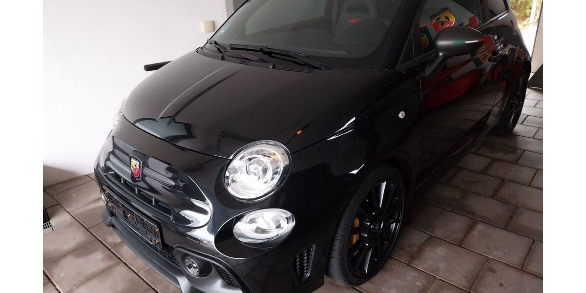 Abarth 695 1.750 km 26.999 &euro; Seubersdorf 92358
