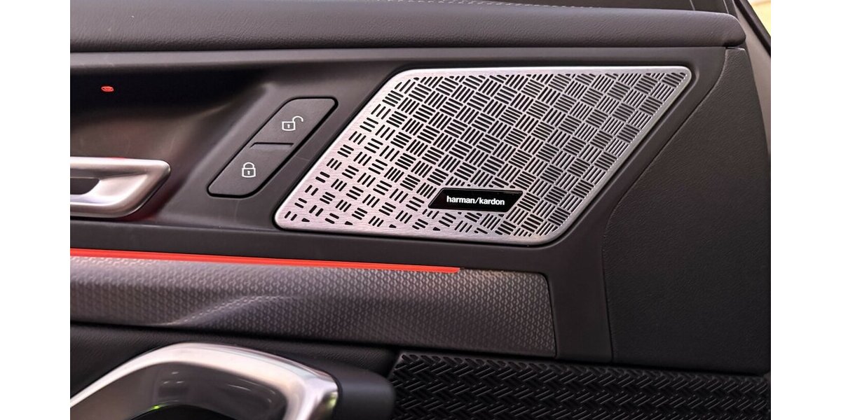 BMW X1 M35i xDrive KEYLE./KAMERA/HARMAN/NAVI/DAB/LED 1.763 km 48.900 &euro; Villingen-Schwenningen 78054