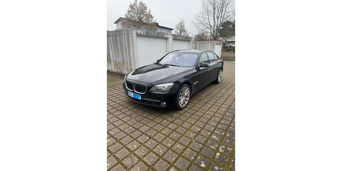 BMW 740 268.000 km 9.500 &euro; Rosenheim 83024