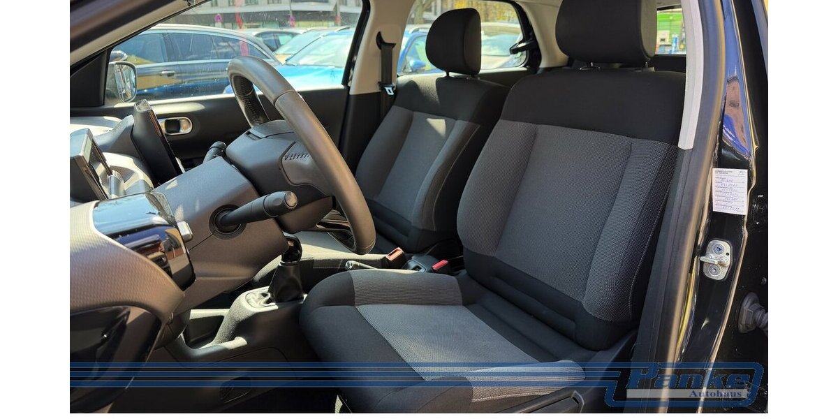 Citroen C4 Cactus Business 1.2*SHZ*NAV*USB*Kamera*LED* 105.469 km 7.600 &euro; Berlin 13187