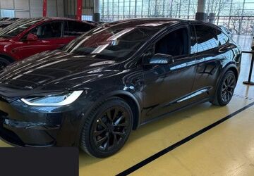 Tesla Model X 29.347 km 91.800 &euro; Hanau 63457