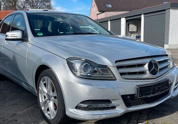 Mercedes-Benz C 250 89.697 km 13.900 &euro; Ottobeuren 87724