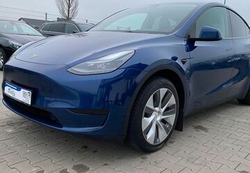 Tesla Model Y 56.445 km 29.999 &euro; Bergtheim 97241