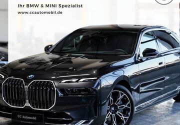 BMW i7 4.386 km 94.766 &euro; Fürth 90763