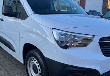 Opel Combo 81.000 km 12.480 &euro; Zeven 27404