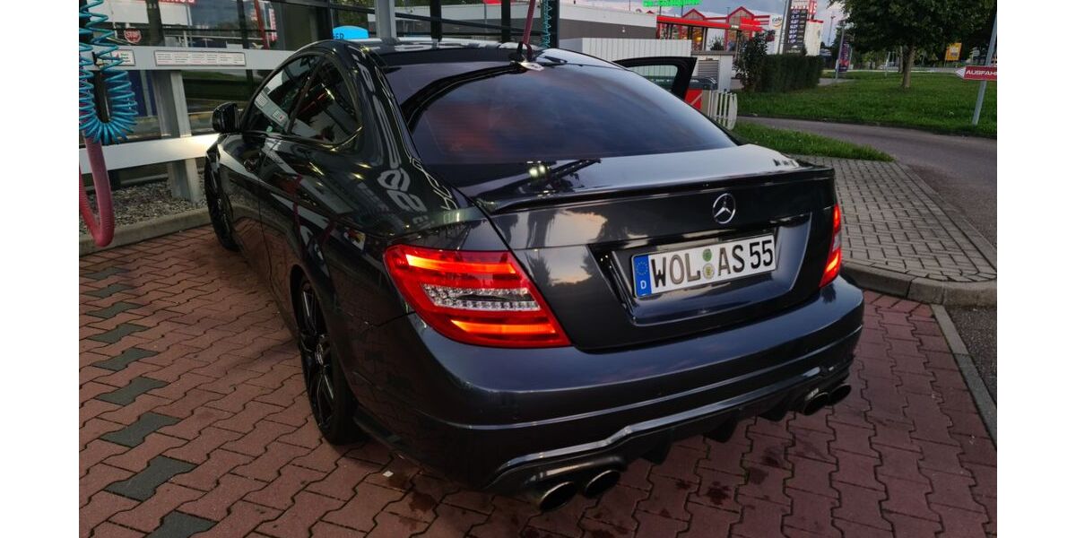 Mercedes-Benz C 250 172.000 km 17.000 &euro; Zell am Harmersbach 77736