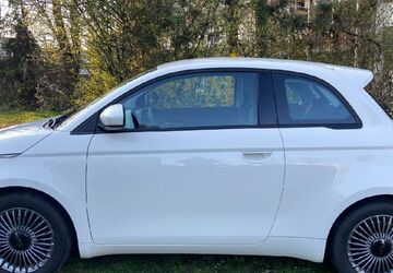 Fiat 500e 5.600 km 19.490 &euro; Asperg 71679