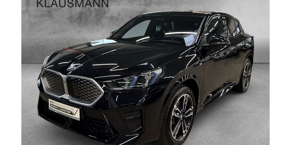 BMW iX2 3.828 km 51.587 &euro; Kempen 47906