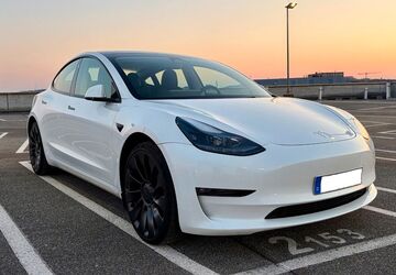 Tesla Model 3 49.978 km 35.900 &euro; Kiel 24106