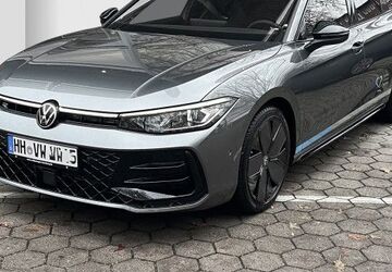 VW Passat 15.250 km 59.888 &euro; Hamburg 22303