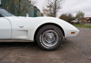 Corvette C3 21.250 km 34.900 &euro; Sinntal-Weiperz 36391
