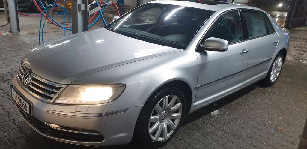VW Phaeton 305.000 km 7.999 &euro; Frankfurt 60437