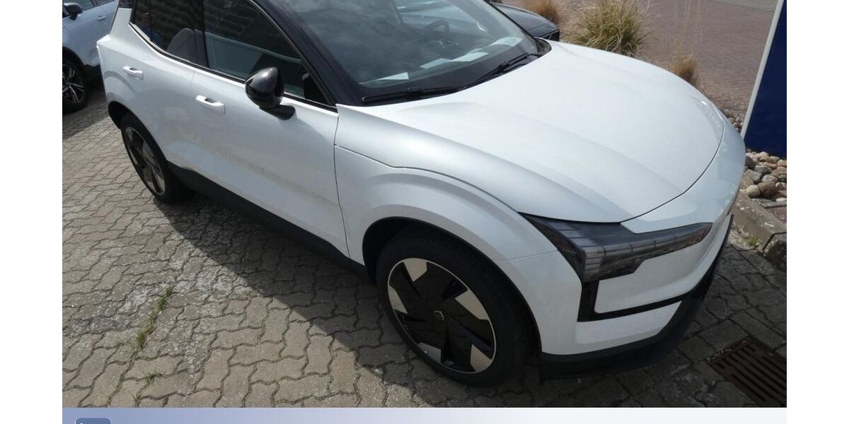 Volvo EX30 6.000 km 34.490 &euro; Neubrandenburg 17033