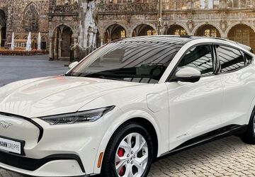 Ford Mustang Mach-E 18.500 km 44.950 &euro; Bremen 28207