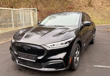 Ford Mustang Mach-E 10.600 km 35.900 &euro; Hann. Münden 34346
