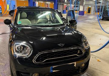 Mini Cooper SE Countryman 109.000 km 18.500 &euro; Bad Aibling 83043